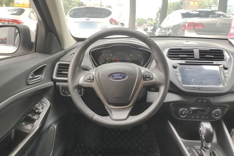 Used Ford Escort 2017 Happiness Edition 1.5L Automatic Fashion Version Steering Wheel