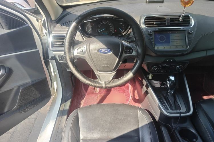 Used Ford Escort 2017 Happiness Edition 1.5L Automatic Fashion Version Steering Wheel