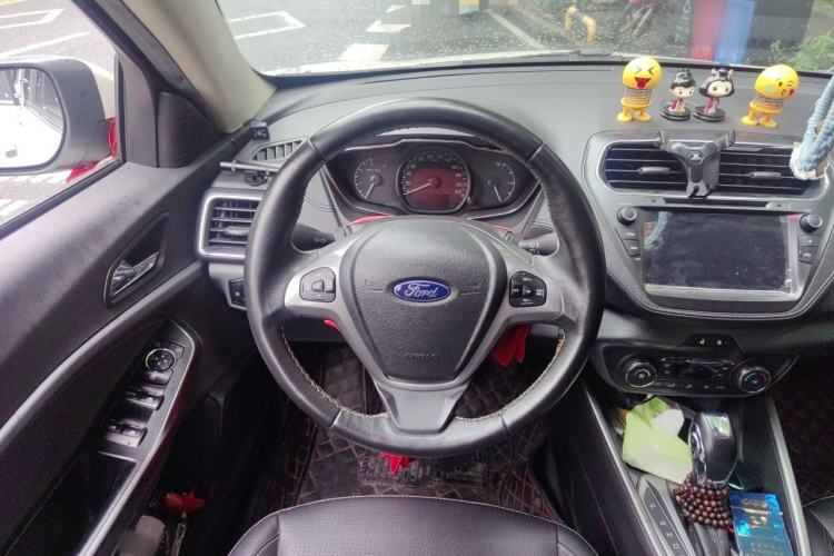 Used Ford Escort 2017 Happiness Edition 1.5L Automatic Fashion Version Steering Wheel