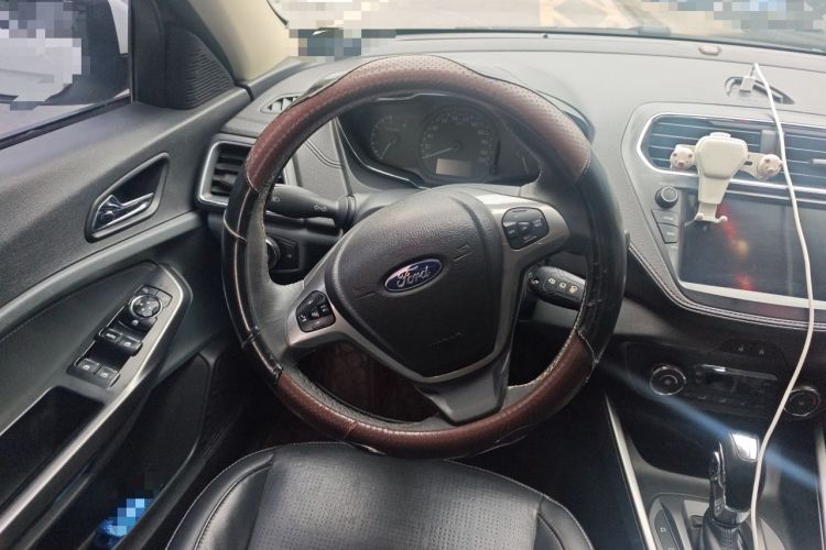 Used Ford Escort 2017 Happiness Edition 1.5L Automatic Fashion Version Steering Wheel