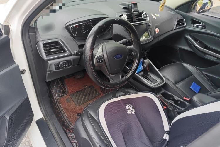 Used Ford Escort 2017 Happiness Edition 1.5L Automatic Fashion Version Steering Wheel