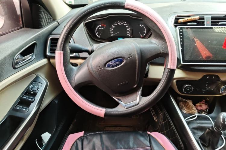 Used Ford Escort 2017 1.5L Manual Comfort Model Steering Wheel