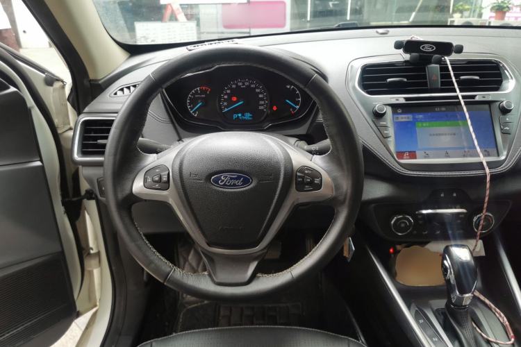 Used Ford Escort 2017 Happiness Edition 1.5L Automatic Fashion Version Steering Wheel