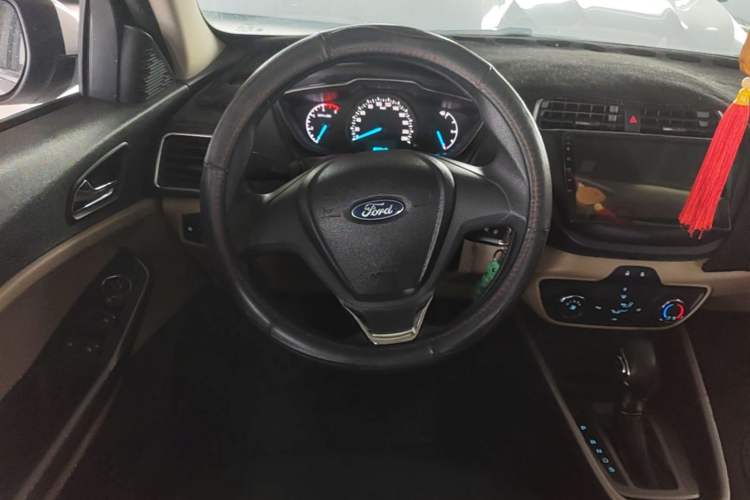 Used Ford Escort 2017 1.5L Automatic Comfort Model Steering Wheel