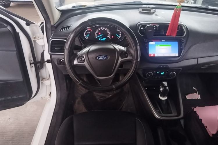 Used Ford Escort 2017 Happiness Edition 1.5L Automatic Fashion Version Steering Wheel