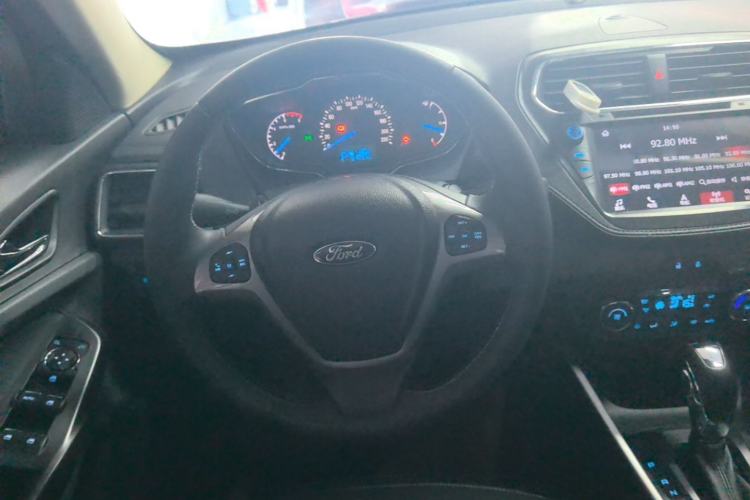Used Ford Escort 2017 Happiness Edition 1.5L Automatic Fashion Version Steering Wheel