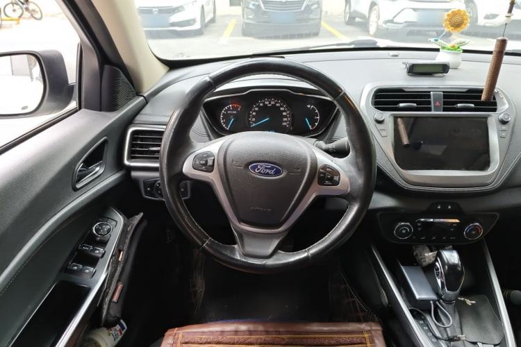 Used Ford Escort 2017 Happiness Edition 1.5L Automatic Fashion Version Steering Wheel