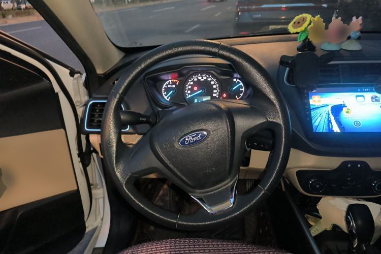 Used Ford Escort 2017 Revised Version 1.5L Automatic Comfort Edition Steering Wheel
