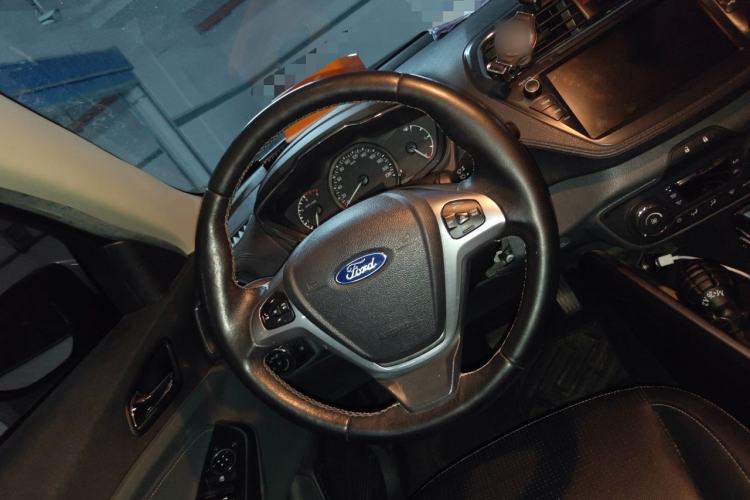 Used Ford Escort 2017 Happiness Edition 1.5L Automatic Fashion Version Steering Wheel