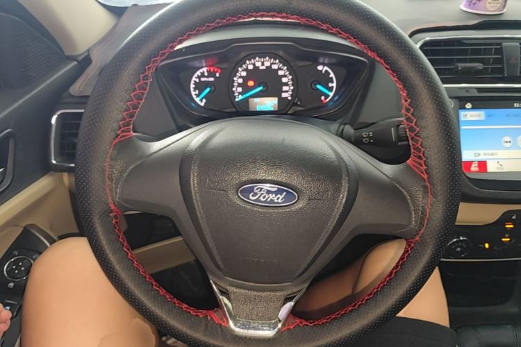 Used Ford Escort 2017 1.5L Manual Comfort Model Steering Wheel