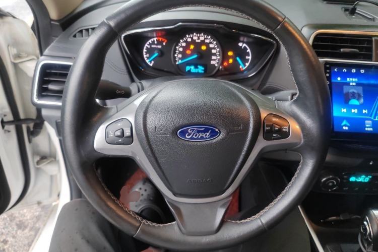 Used Ford Escort 2017 Happiness Edition 1.5L Automatic Fashion Version Steering Wheel