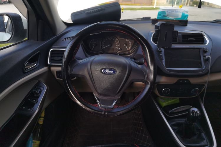 Used Ford Escort 2017 Revised Version 1.5L Manual Comfort Edition Steering Wheel