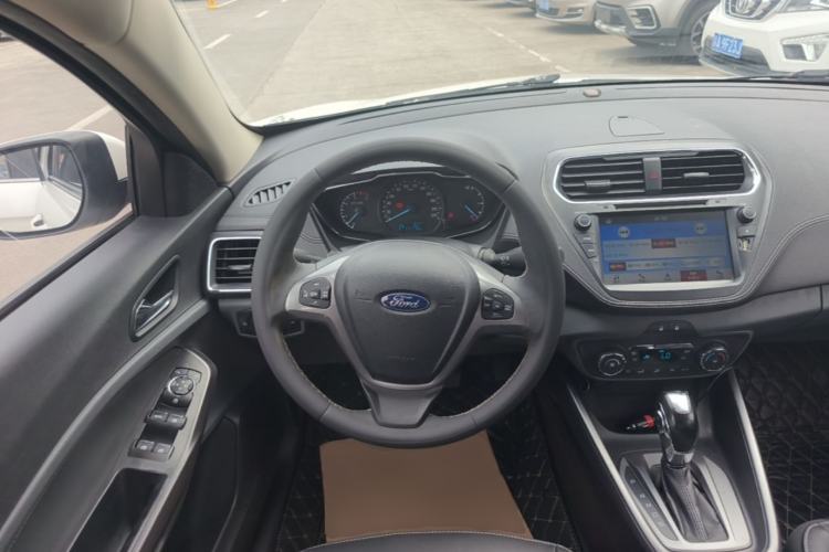 Used Ford Escort 2017 Happiness Edition 1.5L Automatic Fashion Version Steering Wheel