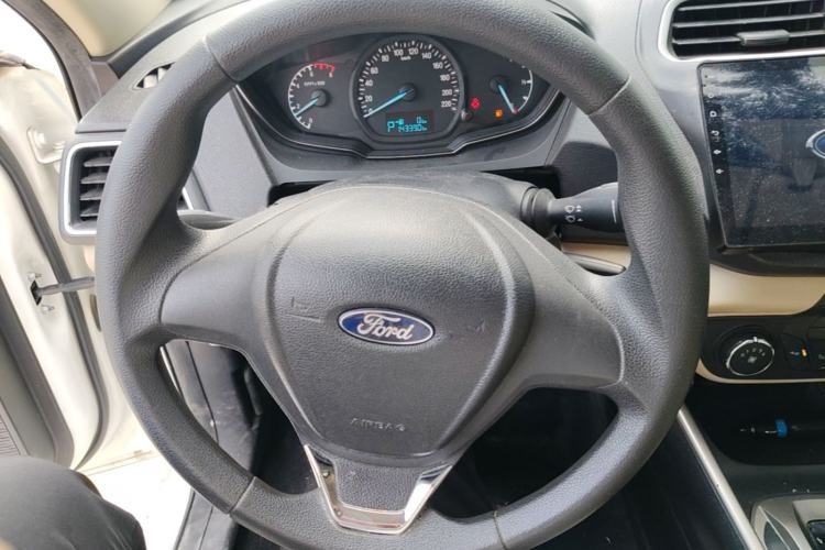 Used Ford Escort 2017 1.5L Automatic Comfort Model Steering Wheel