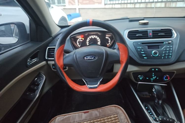 Used Ford Escort 2017 1.5L Automatic Comfort Model Steering Wheel