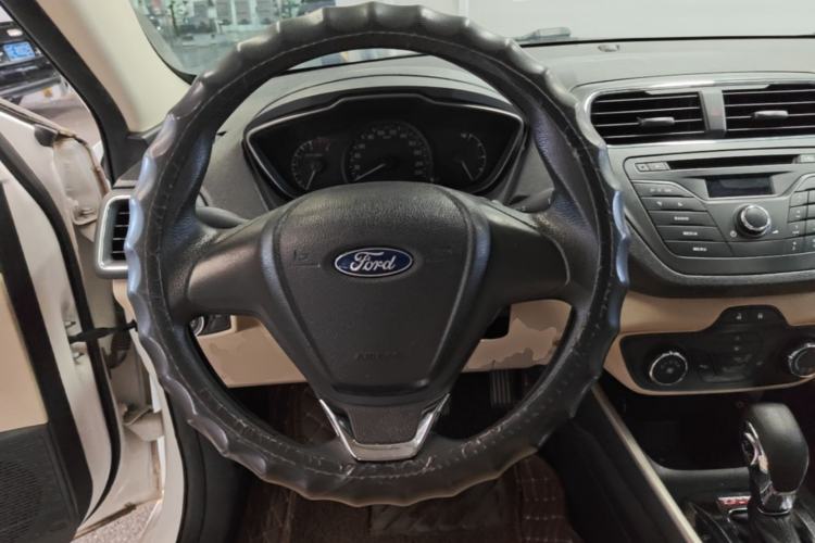 Used Ford Escort 2017 1.5L Automatic Comfort Model Steering Wheel