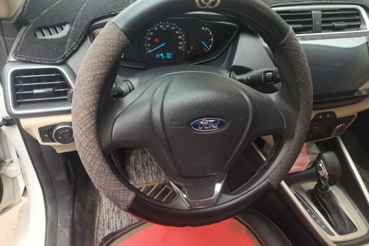 Used Ford Escort 2017 1.5L Automatic Comfort Model Steering Wheel