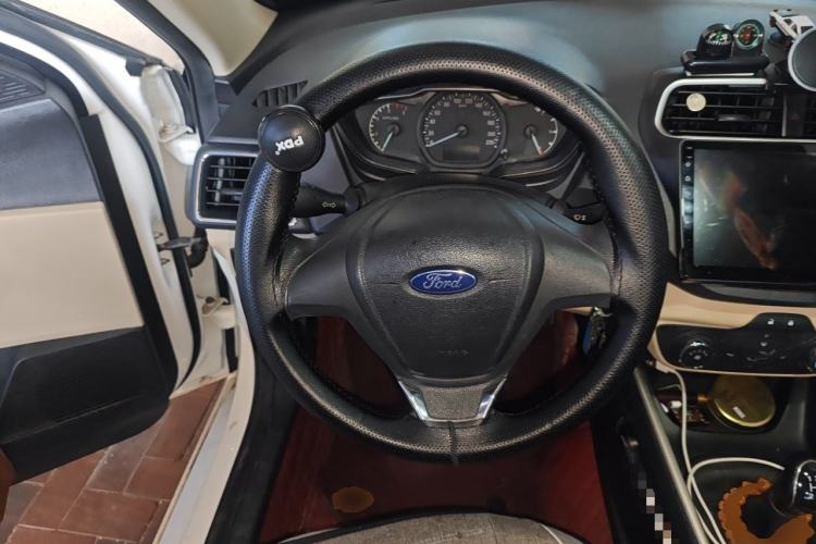 Used Ford Escort 2017 Revised Version 1.5L Manual Comfort Edition Steering Wheel