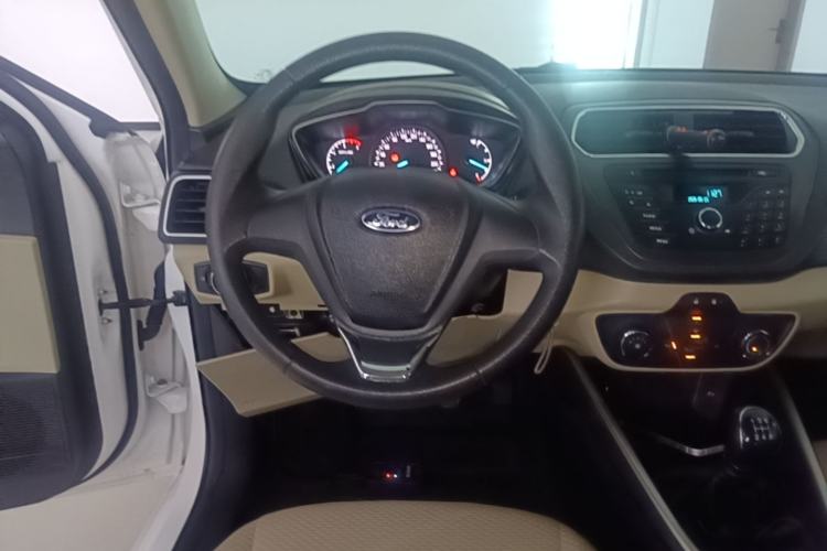 Used Ford Escort 2017 Revised Version 1.5L Manual Comfort Edition Steering Wheel