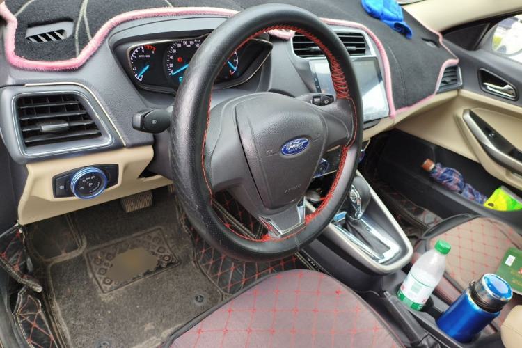 Used Ford Escort 2017 1.5L Automatic Comfort Model Steering Wheel