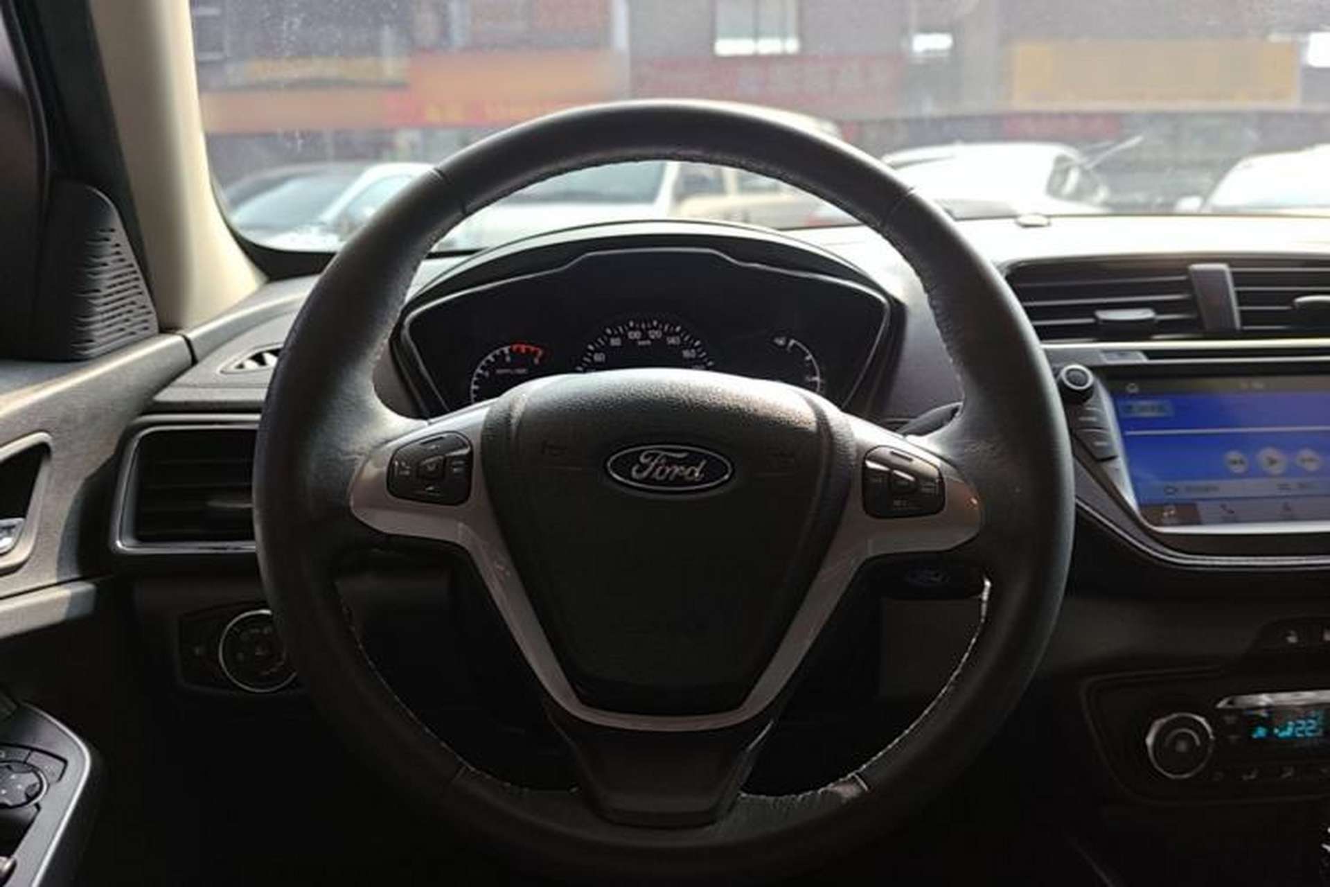 Used Ford Escort 2017 Happiness Edition 1.5L Automatic Fashion Version Steering Wheel