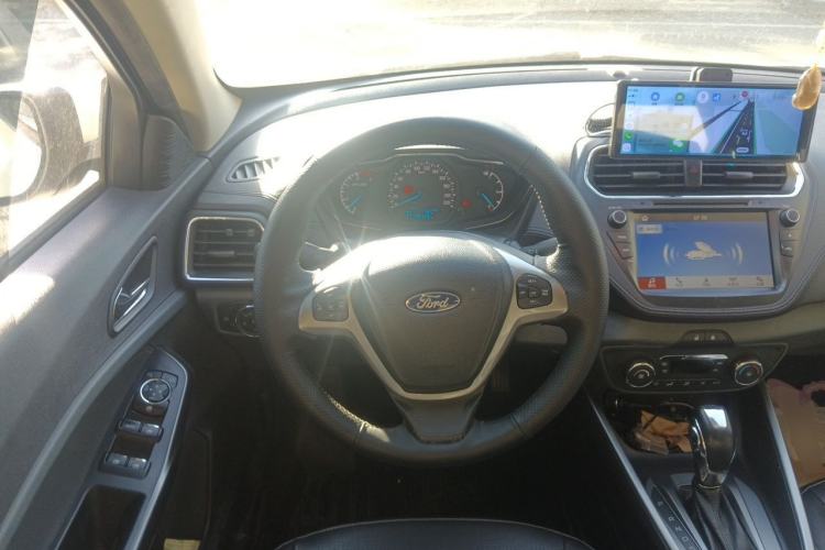 Used Ford Escort 2017 Happiness Edition 1.5L Automatic Fashion Version Steering Wheel