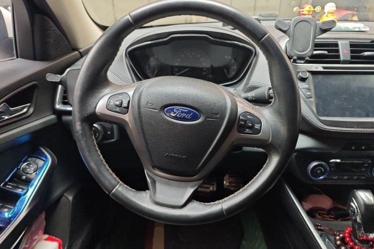 Used Ford Escort 2017 Happiness Edition 1.5L Automatic Fashion Version Steering Wheel