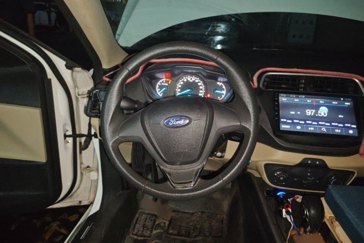 Used Ford Escort 2017 1.5L Automatic Comfort Model Steering Wheel