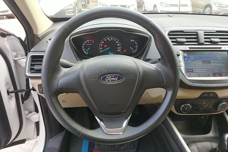 Used Ford Escort 2017 Revised Version 1.5L Manual Comfort Edition Steering Wheel