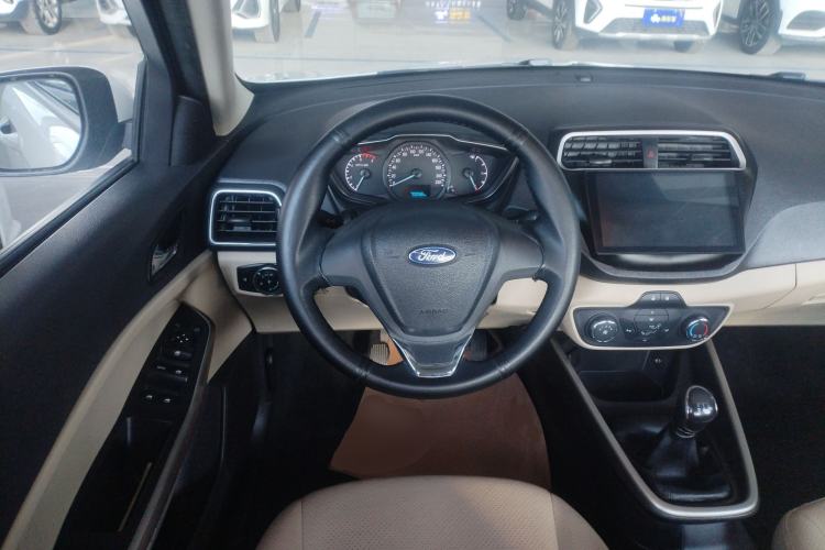 Used Ford Escort 2017 Revised Version 1.5L Manual Comfort Edition Steering Wheel