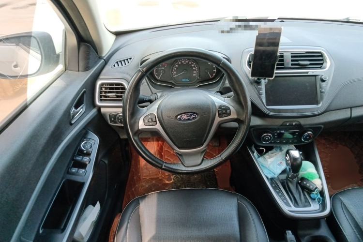 Used Ford Escort 2017 Happiness Edition 1.5L Automatic Fashion Version Steering Wheel