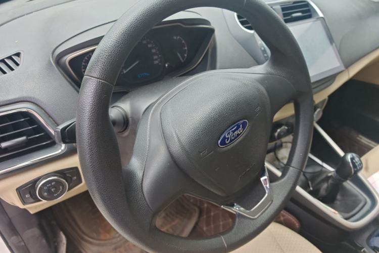 Used Ford Escort 2017 1.5L Manual Comfort Model Steering Wheel