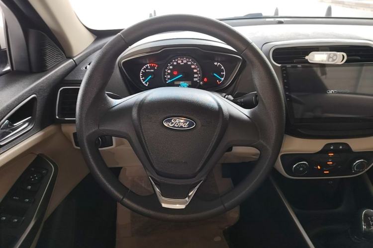 Used Ford Escort 2017 Revised Version 1.5L Manual Comfort Edition Steering Wheel