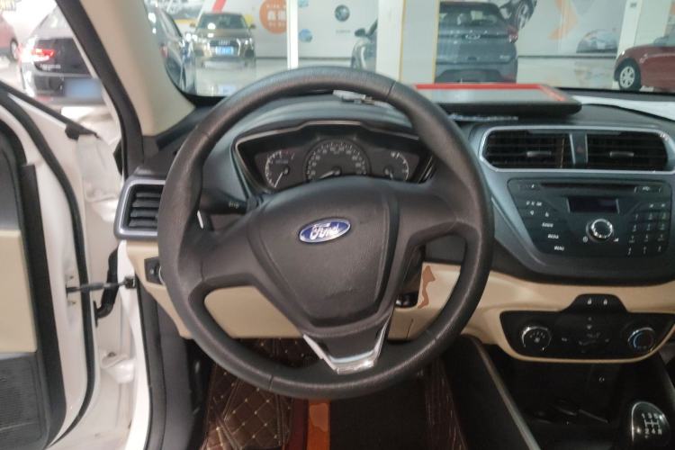 Used Ford Escort 2017 Revised Version 1.5L Manual Comfort Edition Steering Wheel