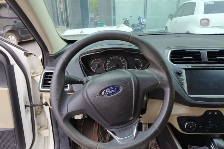 Used Ford Escort 2017 1.5L Automatic Comfort Model Steering Wheel