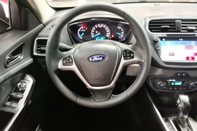 Used Ford Escort 2017 Happiness Edition 1.5L Automatic Fashion Version Steering Wheel