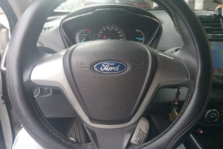 Used Ford Escort 2017 Happy Edition 1.5L Manual Fashion Model Steering Wheel