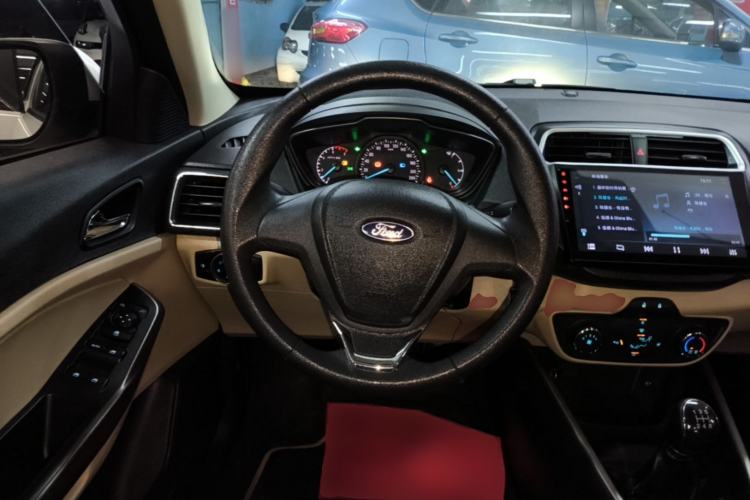 Used Ford Escort 2017 Revised Version 1.5L Manual Comfort Edition Steering Wheel