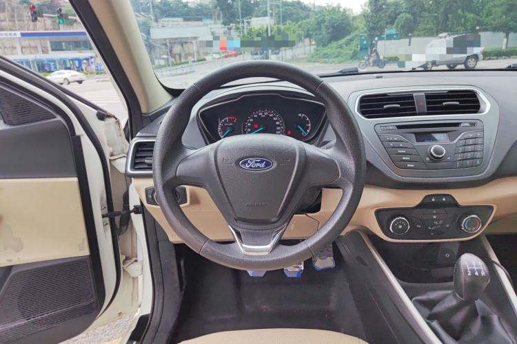 Used Ford Escort 2017 Revised Version 1.5L Manual Comfort Edition Steering Wheel