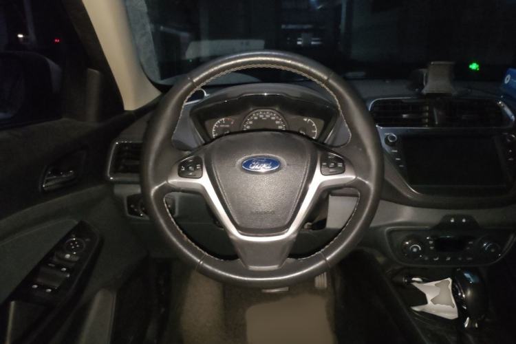 Used Ford Escort 2017 Happiness Edition 1.5L Automatic Fashion Version Steering Wheel