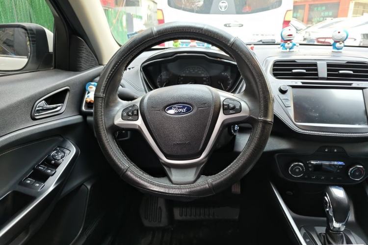 Used Ford Escort 2017 Happiness Edition 1.5L Automatic Fashion Version Steering Wheel