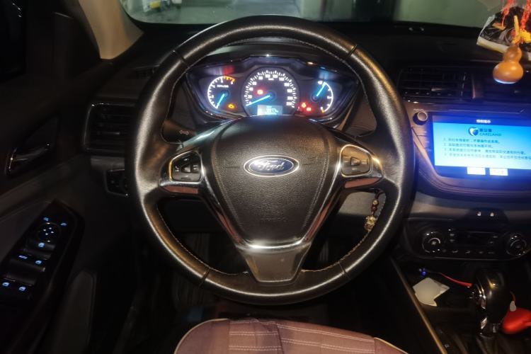Used Ford Escort 2017 Happiness Edition 1.5L Automatic Fashion Version Steering Wheel