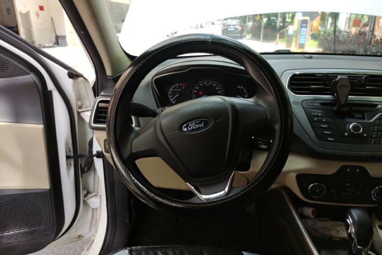 Used Ford Escort 2017 1.5L Automatic Comfort Model Steering Wheel