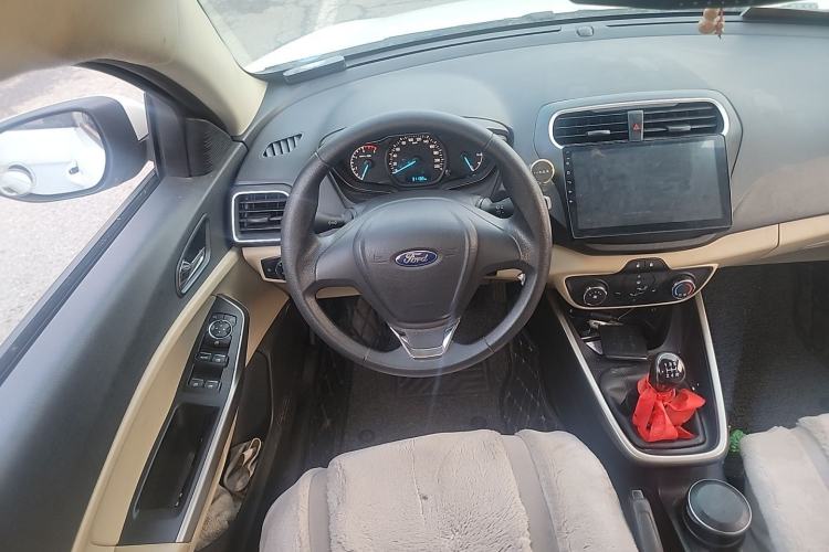 Used Ford Escort 2017 1.5L Manual Comfort Model Steering Wheel