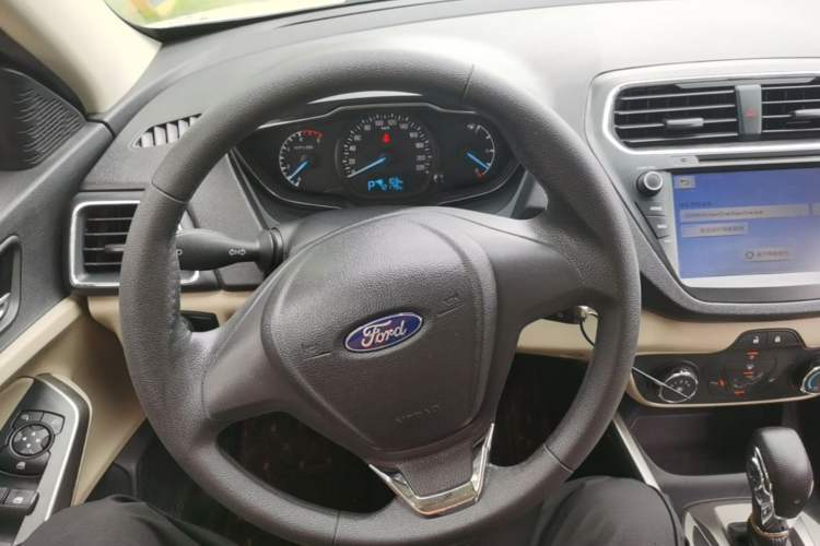 Used Ford Escort 2017 Revised Version 1.5L Automatic Comfort Edition Steering Wheel