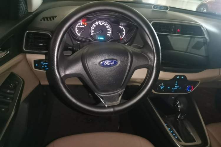 Used Ford Escort 2017 Revised Version 1.5L Automatic Comfort Edition Steering Wheel