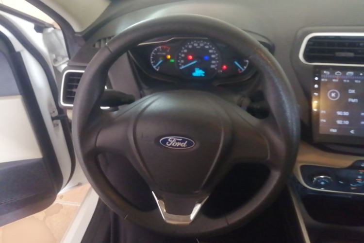 Used Ford Escort 2017 Revised Version 1.5L Manual Comfort Edition Steering Wheel