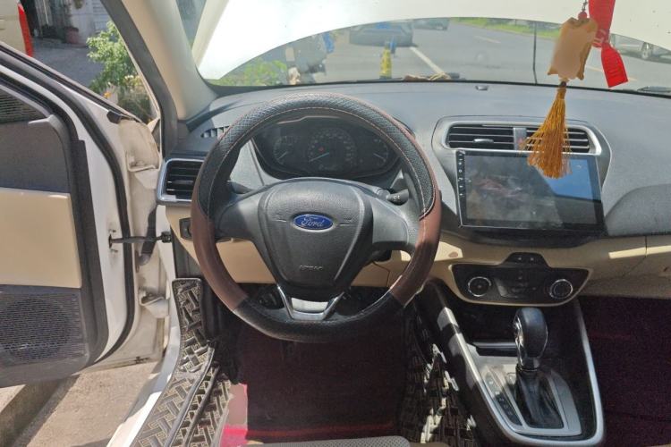 Used Ford Escort 2017 Revised Version 1.5L Automatic Comfort Edition Steering Wheel