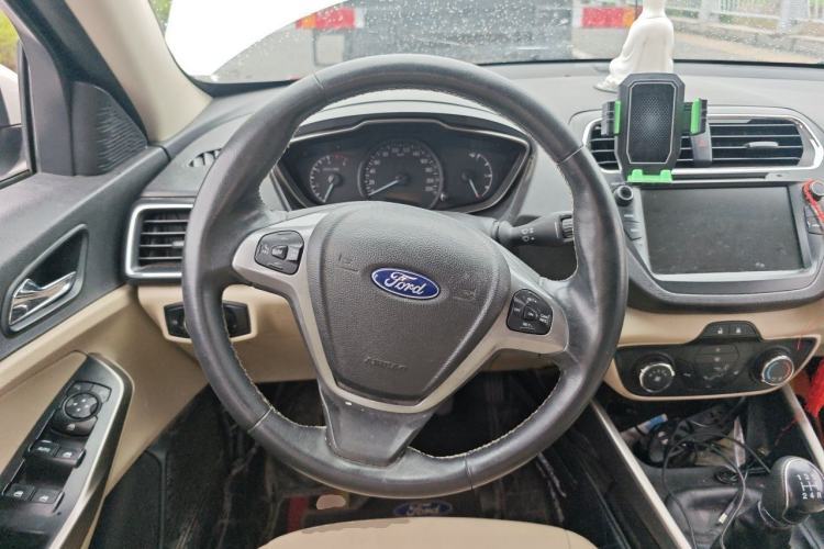 Used Ford Escort 2017 Revised Version 1.5L Manual Comfort Edition Steering Wheel