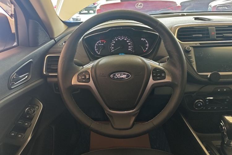 Used Ford Escort 2017 Happiness Edition 1.5L Automatic Fashion Version Steering Wheel